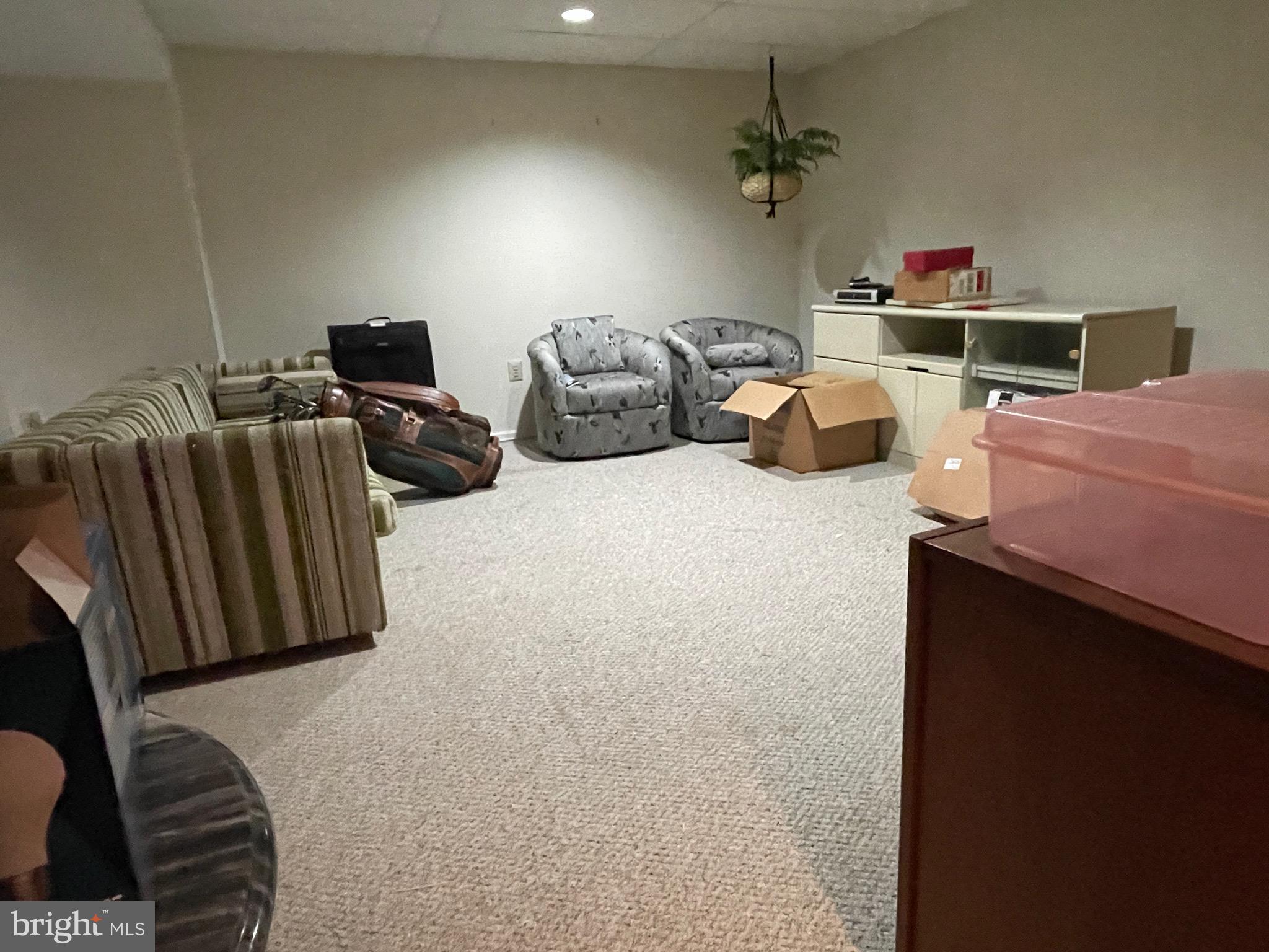 404 Fairview Way New Hope, PA 18938 - Photo 21 of 27 a bedroom with two beds and a desk