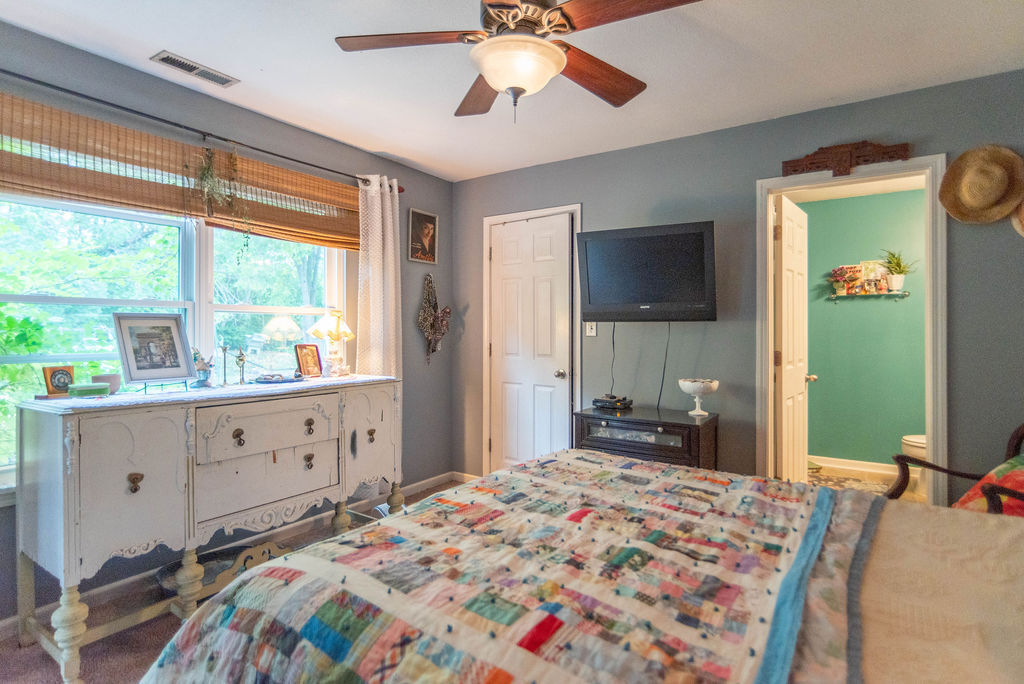 548 Sun Ridge Boulevard Avon, IN 46123 - Photo 11 of 27 Gallery Image 11