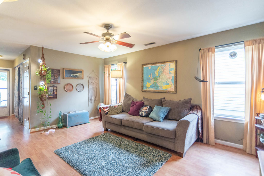 548 Sun Ridge Boulevard Avon, IN 46123 - Photo 8 of 27 Gallery Image 8