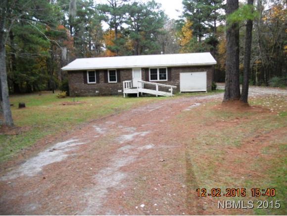 110 Bennett-Tingle Road New Bern, NC 28560 - Photo 1 of 11 Primary Photo