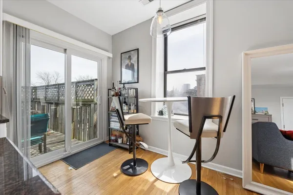 $435,000 | 1945 North Sheffield Avenue, Unit 303, Chicago, IL 60614