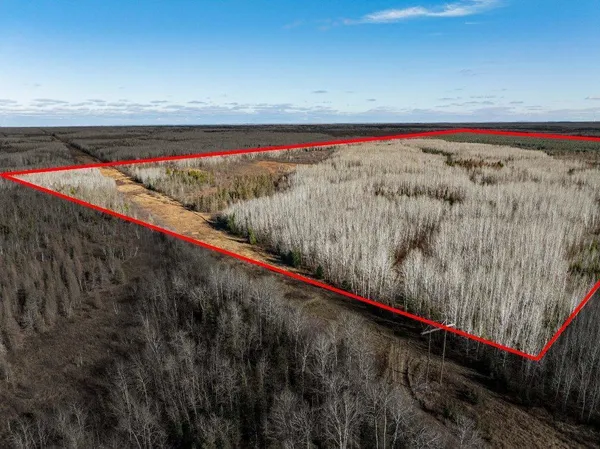 $584,041 | 60 County Road 60, Bovey, MN 55709
