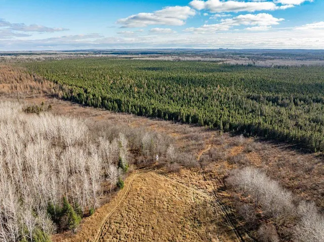 $584,041 | 60 County Road 60, Bovey, MN 55709