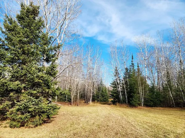 $584,041 | 60 County Road 60, Bovey, MN 55709