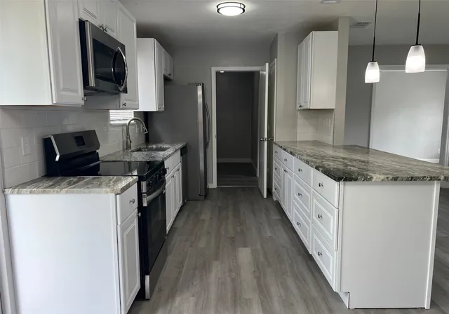 $248,900 | 2708 Sandalwood Drive South, Tallahassee, FL 32305