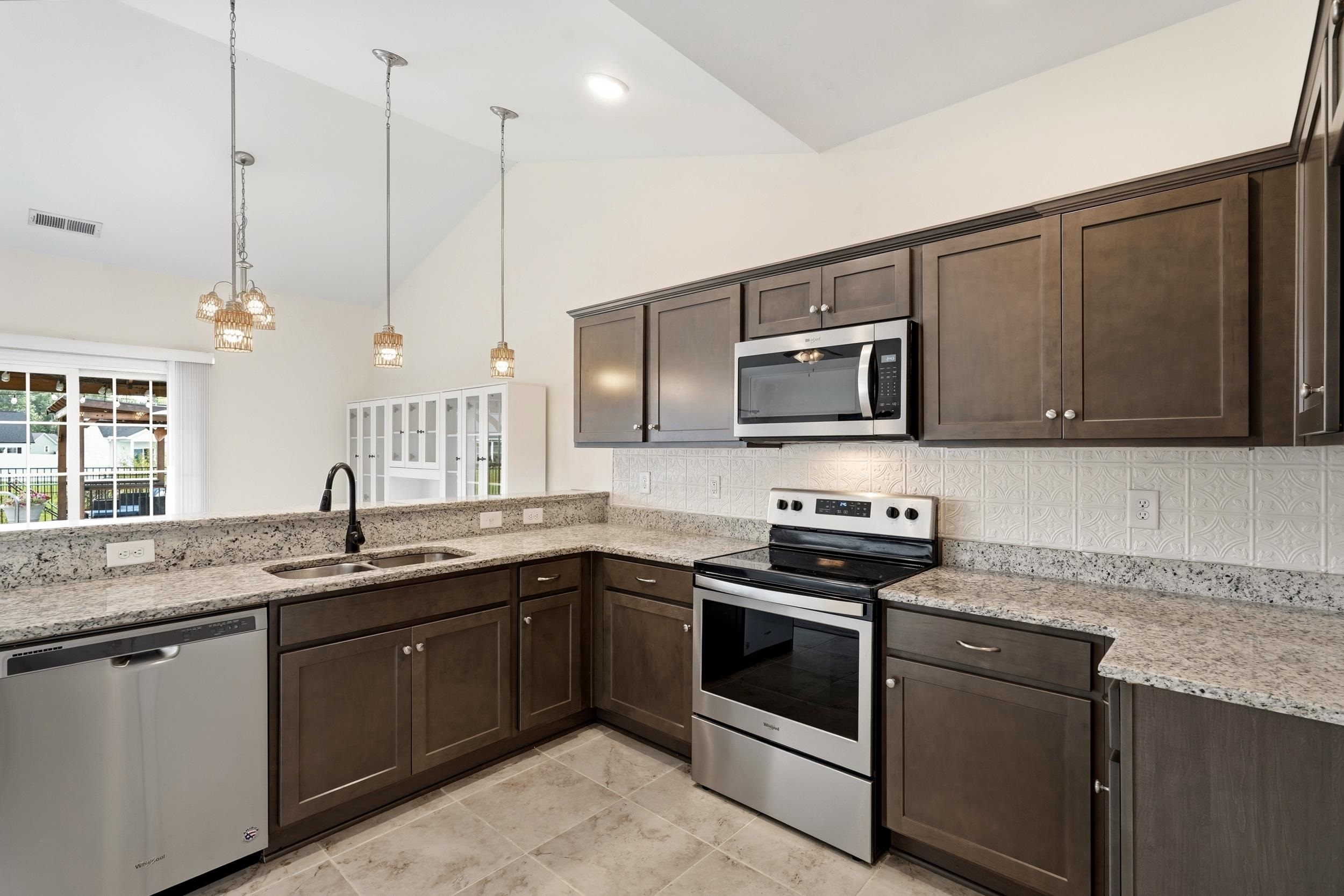 154 Springtide Drive Conway, SC 29527 - Photo 10 of 44 Gallery Image 10