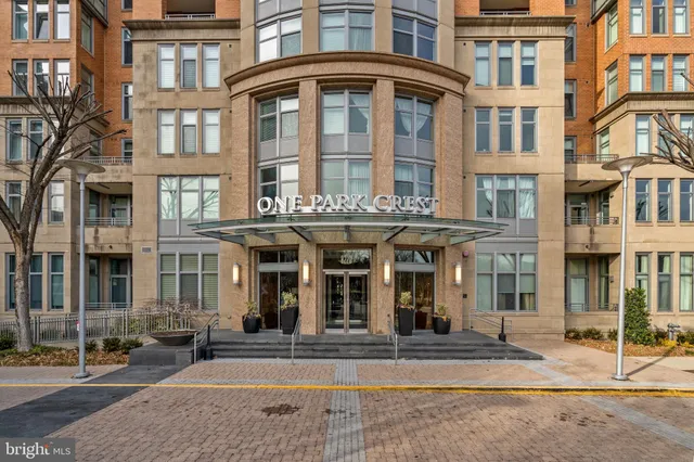 $555,000 | 8220 Crestwood Heights Drive, Unit 203, McLean, VA 22102