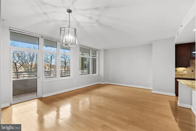 $555,000 | 8220 Crestwood Heights Drive, Unit 203, McLean, VA 22102