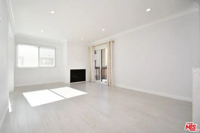 $729,000 | 13942 Oxnard Street, Valley Glen, CA 91401