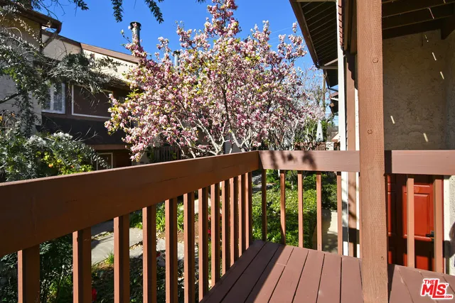 $729,000 | 13942 Oxnard Street, Valley Glen, CA 91401