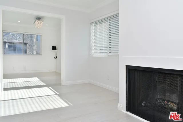 $729,000 | 13942 Oxnard Street, Valley Glen, CA 91401