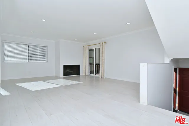 $729,000 | 13942 Oxnard Street, Valley Glen, CA 91401