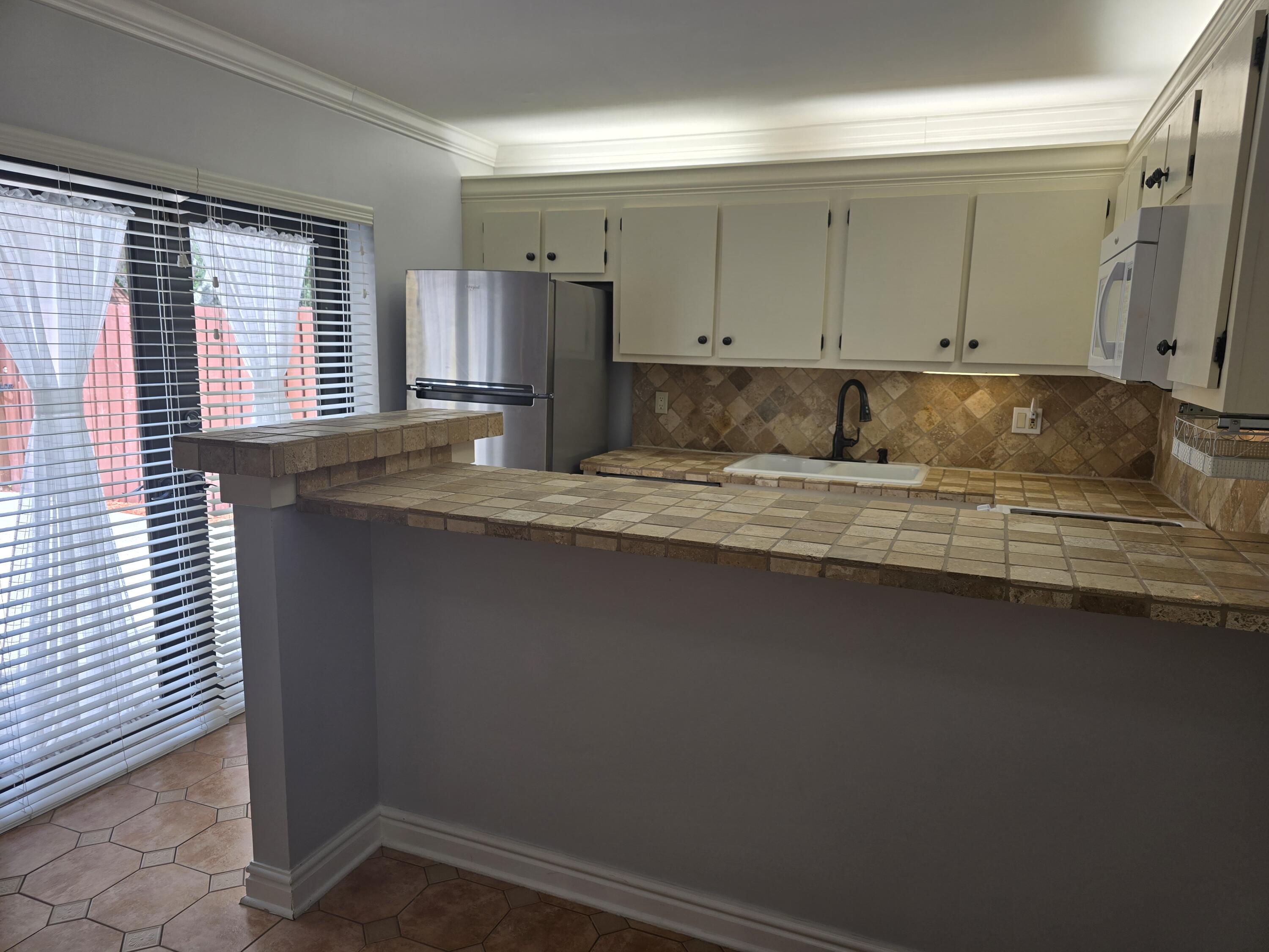 1505 Augusta Circle, Unit 119 Delray Beach, FL 33445 - Photo 5 of 27 119i