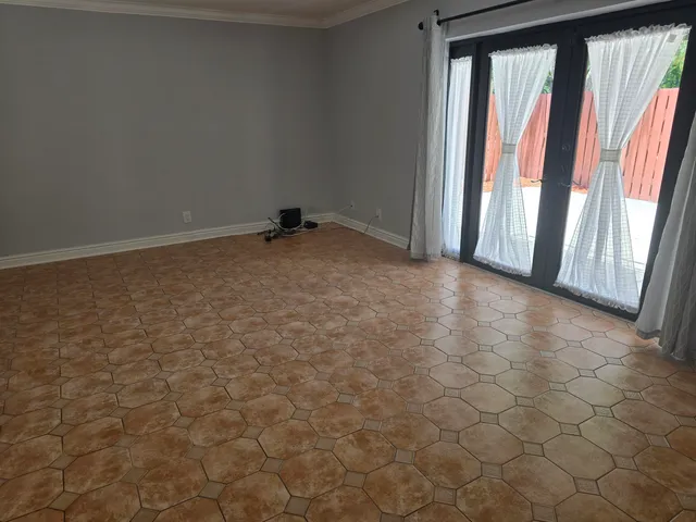 $2,500 | 1505 Augusta Circle, Unit 119, Delray Beach, FL 33445