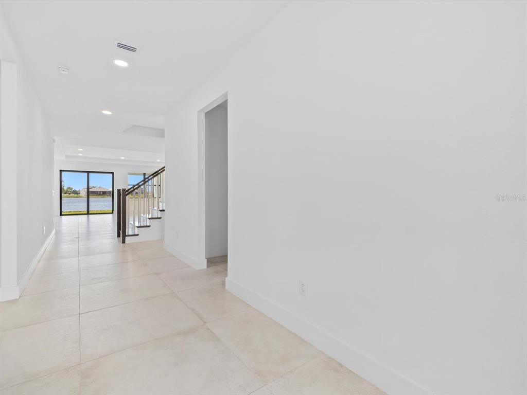 12815 Morning Mist Place Venice, FL 34293 - Photo 17 of 51