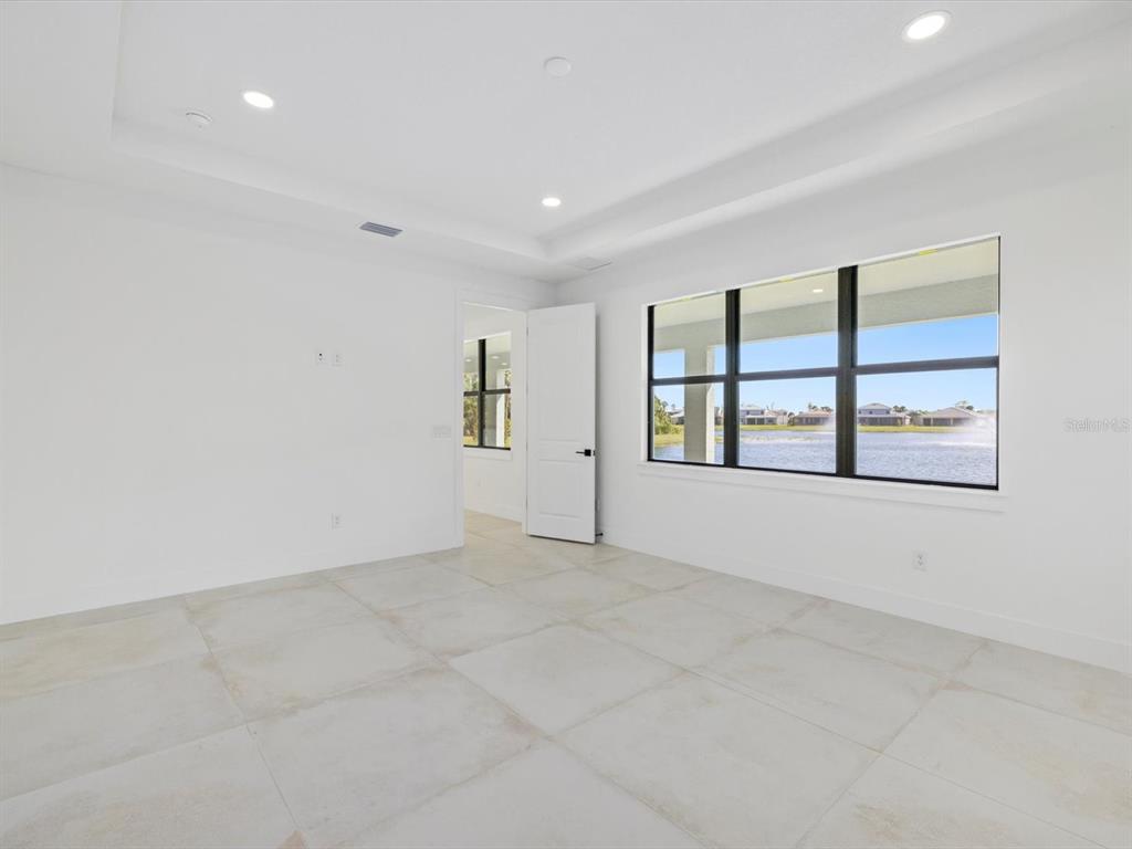 12815 Morning Mist Place Venice, FL 34293 - Photo 19 of 51