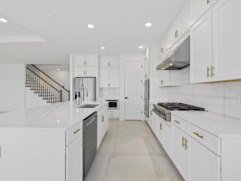 12815 Morning Mist Place Venice, FL 34293 - Photo 4 of 51