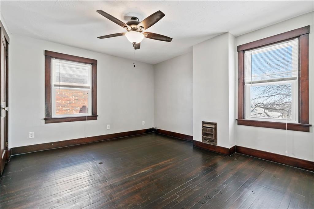 3409 Brownsville Road Pittsburgh, PA 15227 - Photo 19 of 35