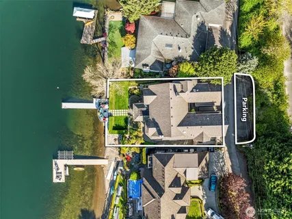 $6,799,000 | 3829 East Lake Sammamish Shore Lane Southeast, Sammamish, WA 98075