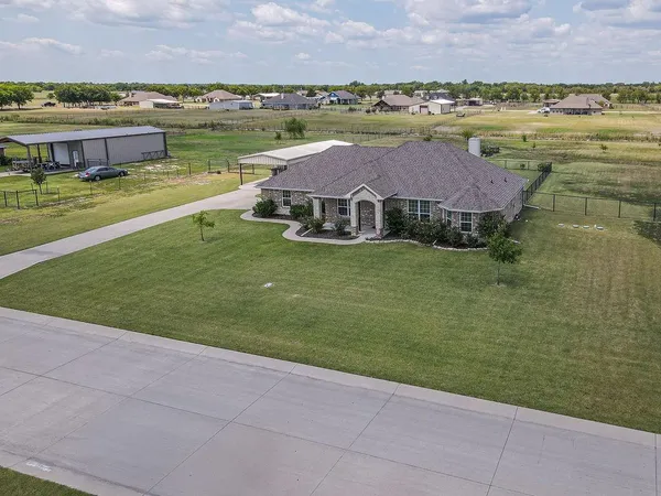 $519,999 | 4384 Paige Drive, Caddo Mills, TX 75135