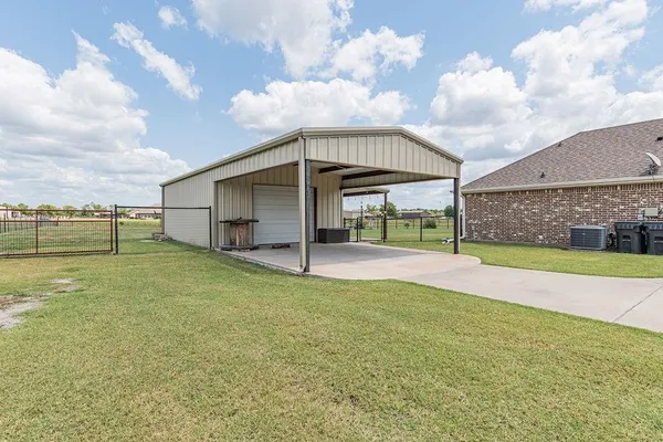 $519,999 | 4384 Paige Drive, Caddo Mills, TX 75135