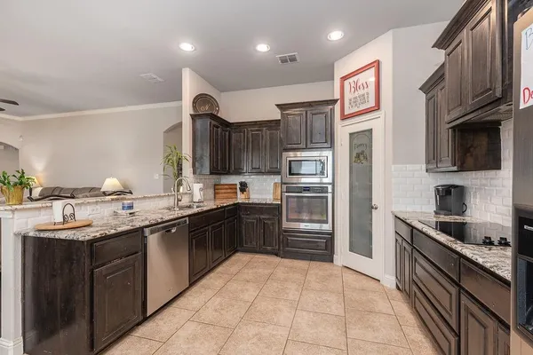 $519,999 | 4384 Paige Drive, Caddo Mills, TX 75135