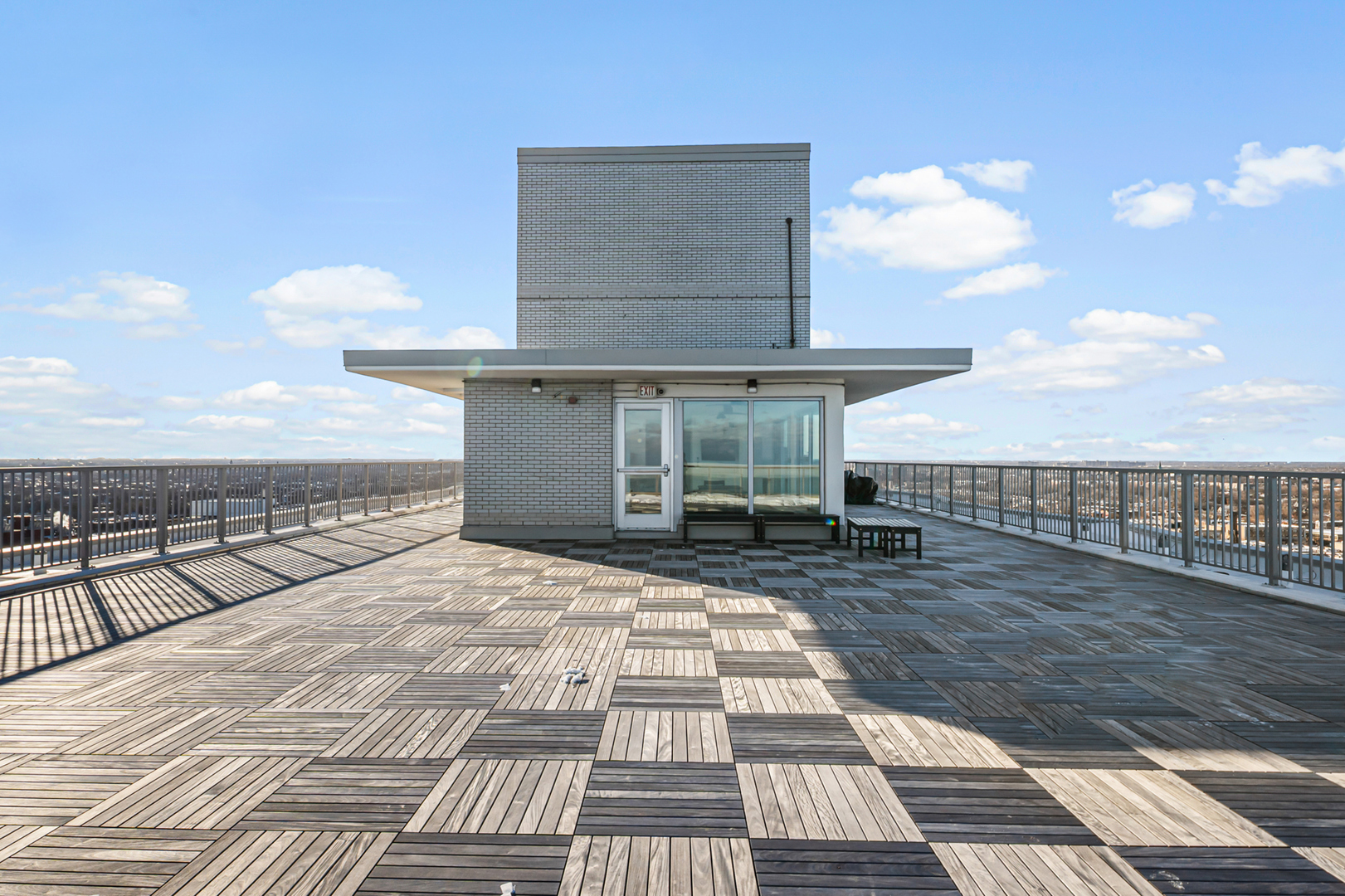 5757 North Sheridan Road, Unit 15G Chicago, IL 60660 - Photo 15 of 20