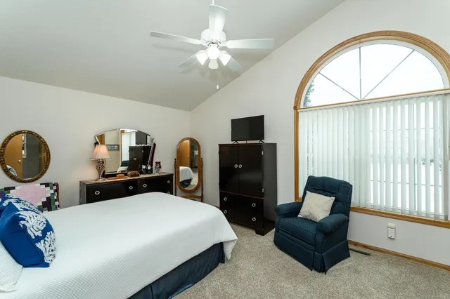 $330,000 | 2843 Century Court Northeast, Rochester, MN 55906