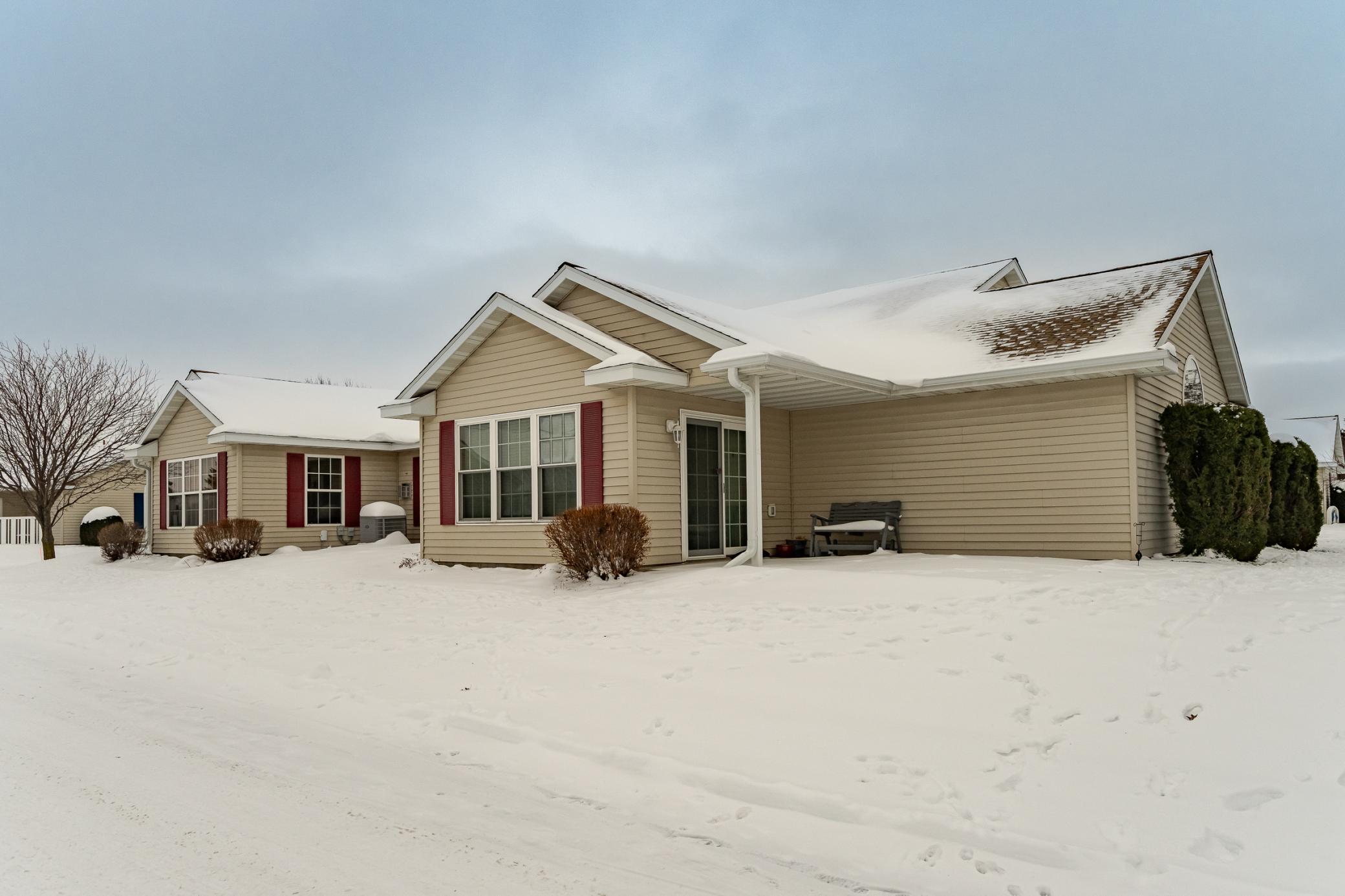 2843 Century Court Northeast Rochester, MN 55906 - Photo 2 of 24