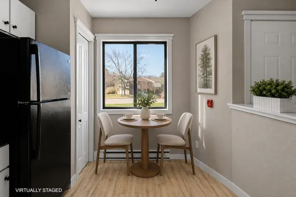 $199,900 | 1008 North Sunny Vale Lane, Unit B, Madison, WI 53713