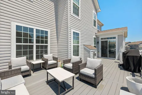 $675,000 | 5568 Old Colony Court, White Plains, MD 20695