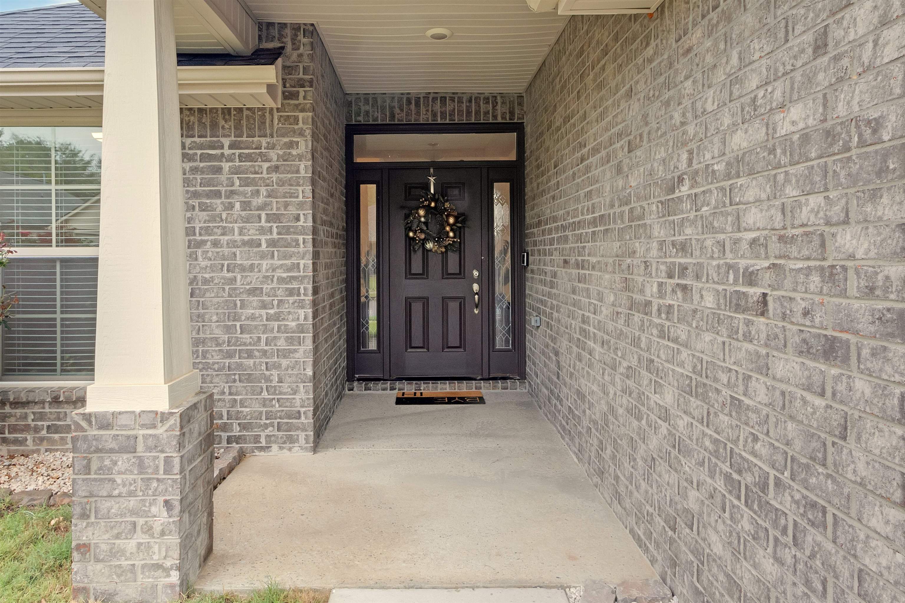 7826 Ferndale Drive Olive Branch, MS 38654 - Photo 4 of 14 a view of entrance