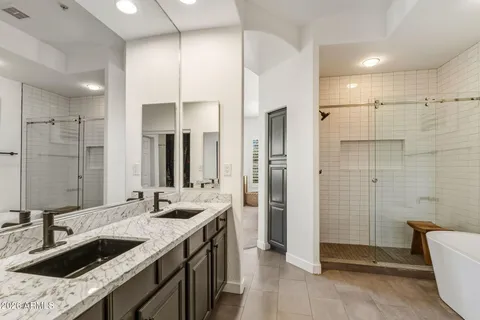 $1,150,000 | 19550 North Grayhawk Drive, Unit 1108, Scottsdale, AZ 85255