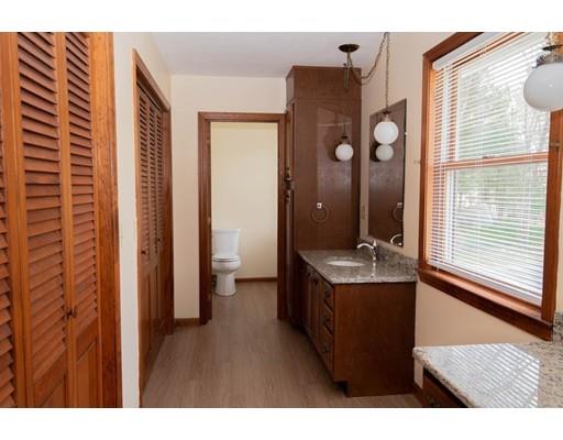 115 Candlestick Road North Andover, MA 01845 - Photo 17 of 28 Gallery Image 17