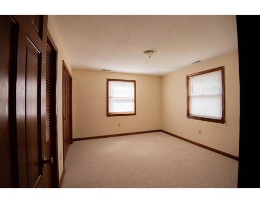 115 Candlestick Road North Andover, MA 01845 - Photo 20 of 28 Gallery Image 20