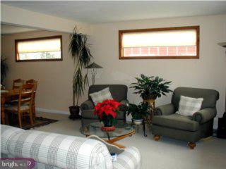 127 North Valleybrook Road Cherry Hill, NJ 08034 - Photo 2 of 5