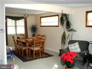 127 North Valleybrook Road Cherry Hill, NJ 08034 - Photo 3 of 5