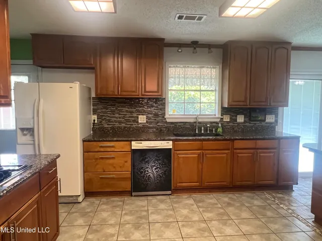 $229,000 | 2285 Harkness Court, Biloxi, MS 39532