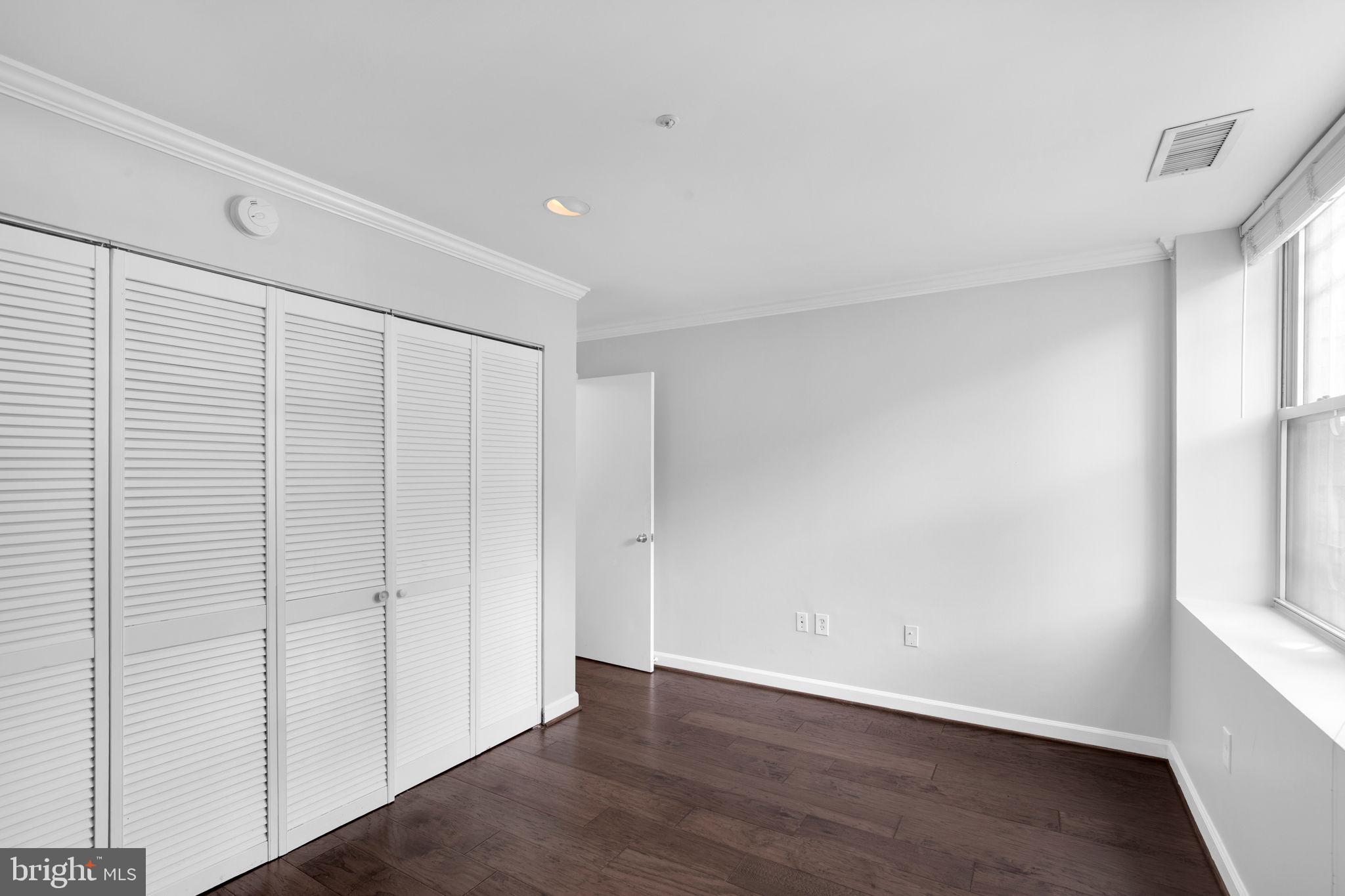 1801 Calvert Street Northwest, Unit G9 Washington, DC 20009 - Photo 12 of 20