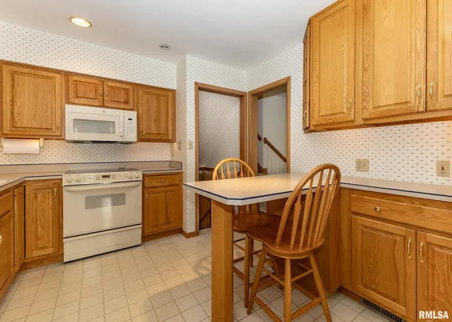 $269,900 | 3332 16th Street, Moline, IL 61265