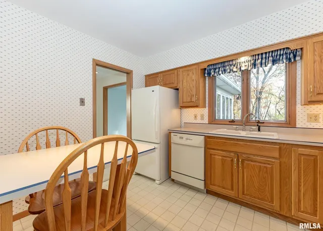 $269,900 | 3332 16th Street, Moline, IL 61265