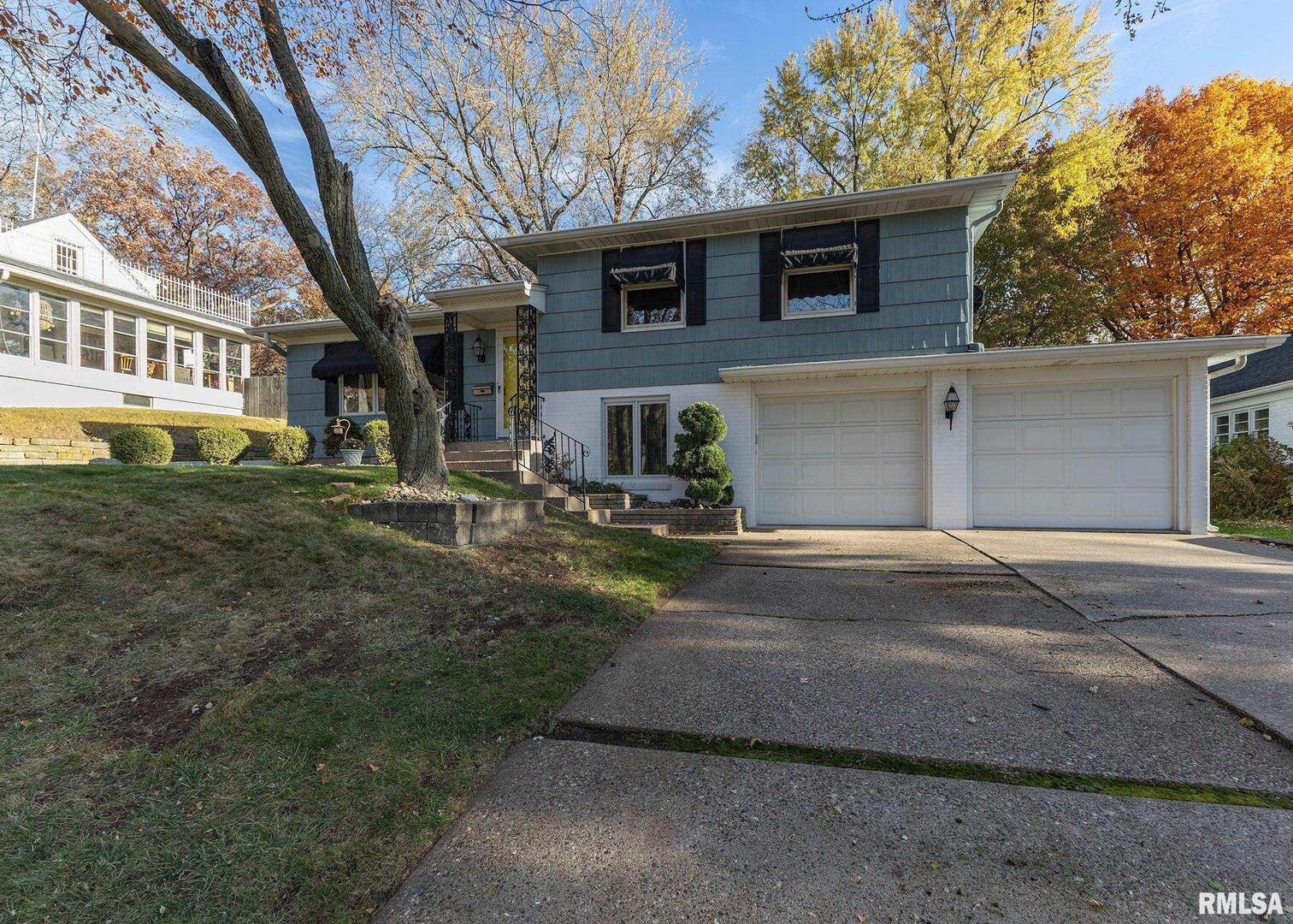 3332 16th Street Moline, IL 61265 - Photo 3 of 32