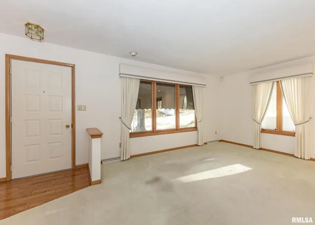 $269,900 | 3332 16th Street, Moline, IL 61265