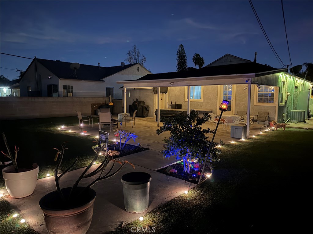 9127 Danbridge Street Pico Rivera, CA 90660 - Photo 5 of 31 Rear yard ready for entertainment.