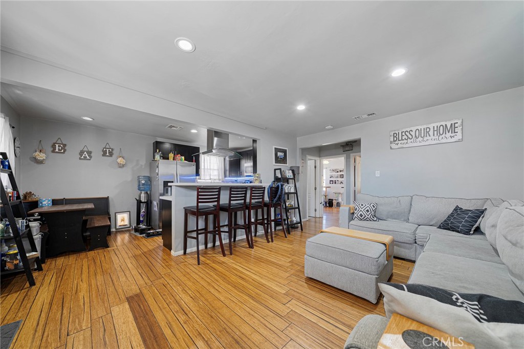 9127 Danbridge Street Pico Rivera, CA 90660 - Photo 7 of 31