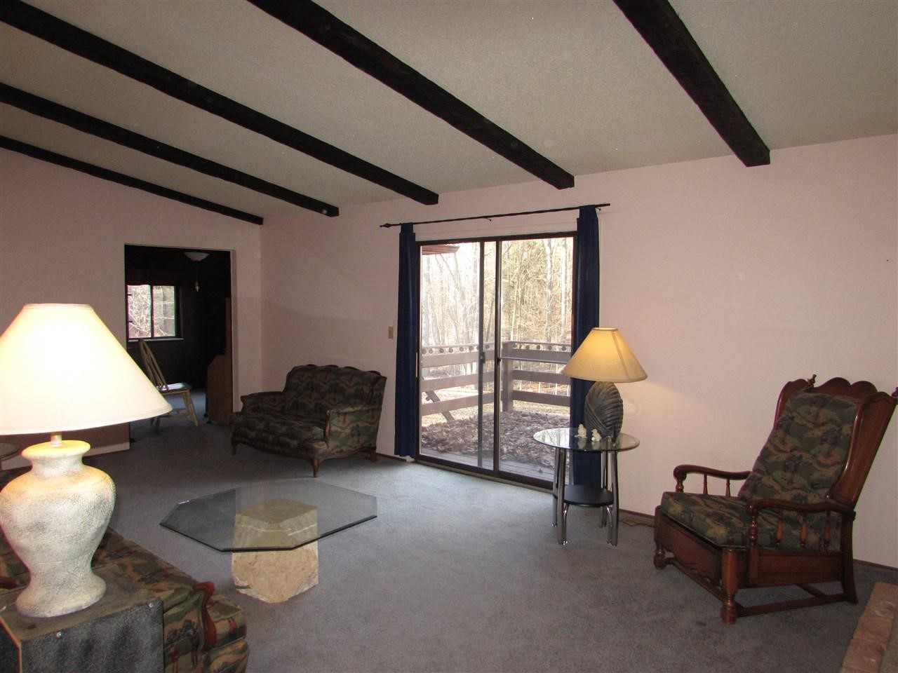 12427 Center Road Fenton, MI 48430 - Photo 8 of 52 21552667-7.JPG