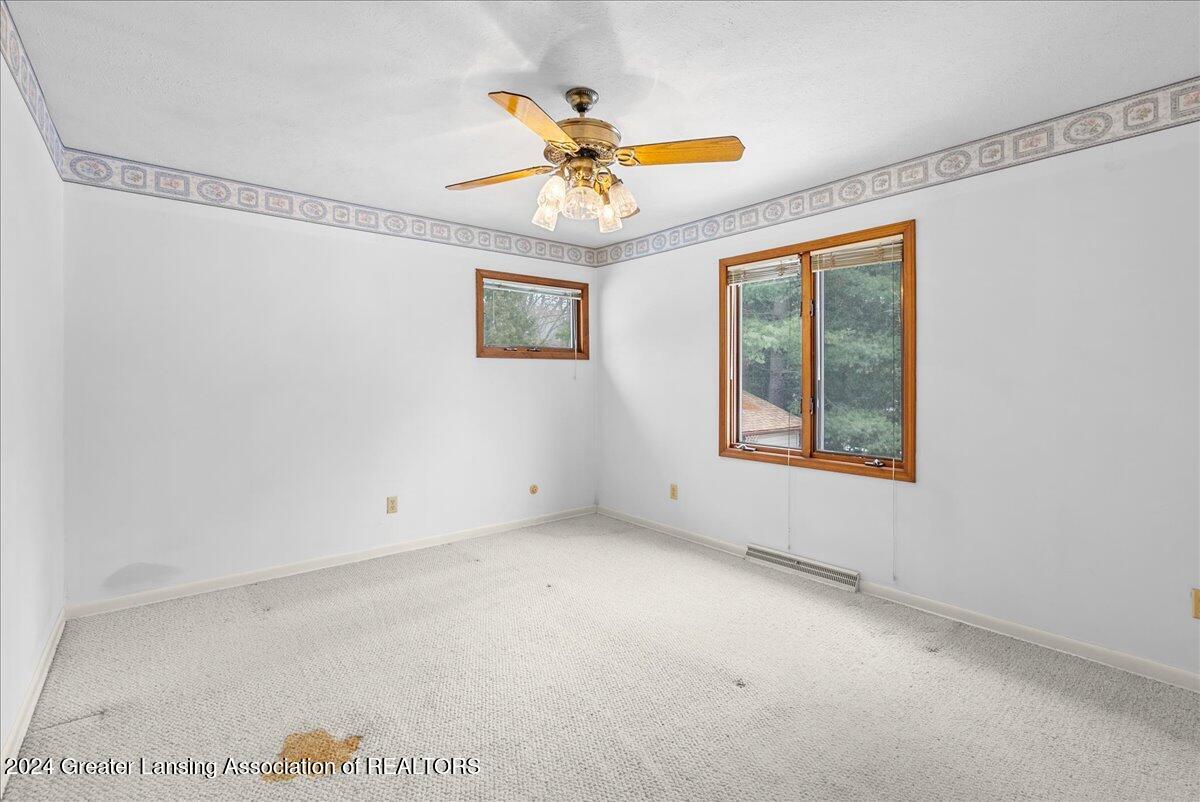 580 North Waverly Road Dimondale, MI 48821 - Photo 25 of 56 35-Media Jett - 32