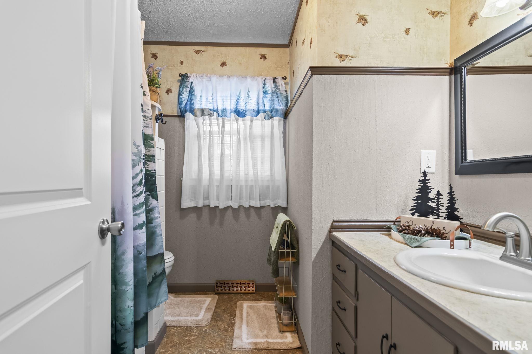 6247 Crows Mill Lane Springfield, IL 62712 - Photo 20 of 53