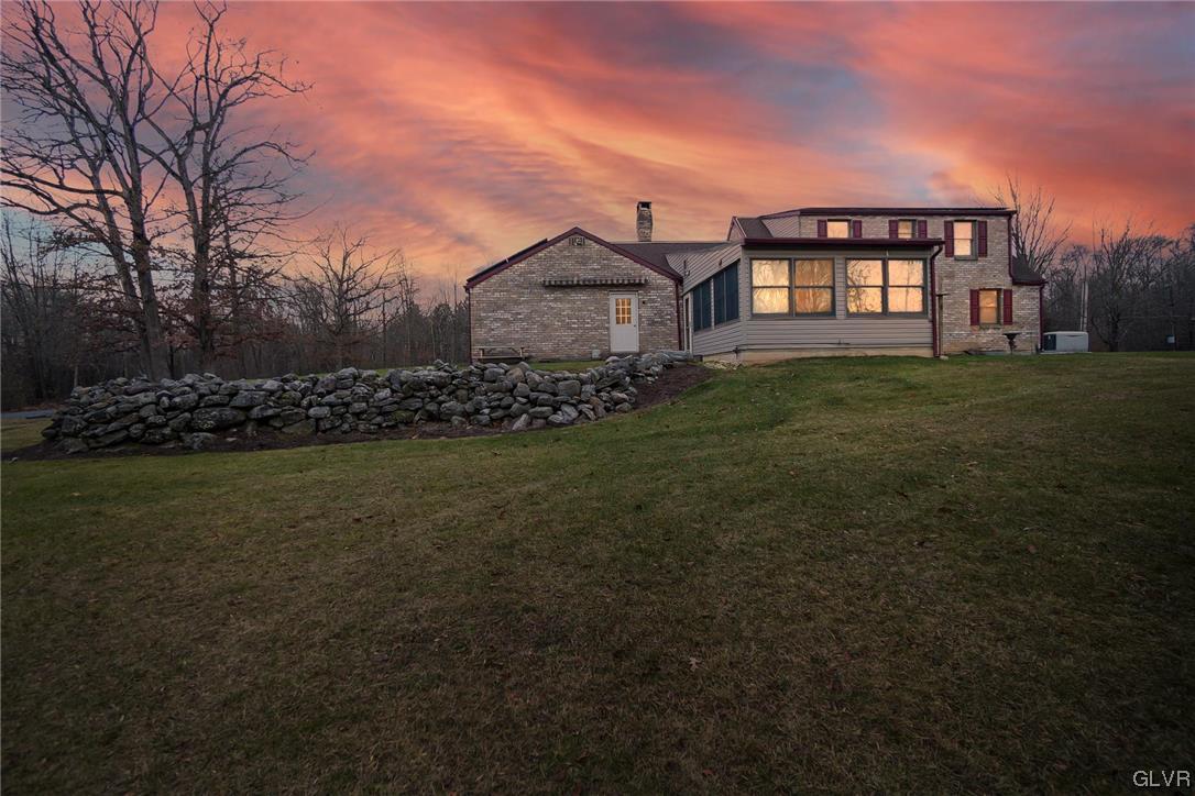 803 Molasses Road Bangor, PA 18013 - Photo 4 of 32 Gallery Image 4