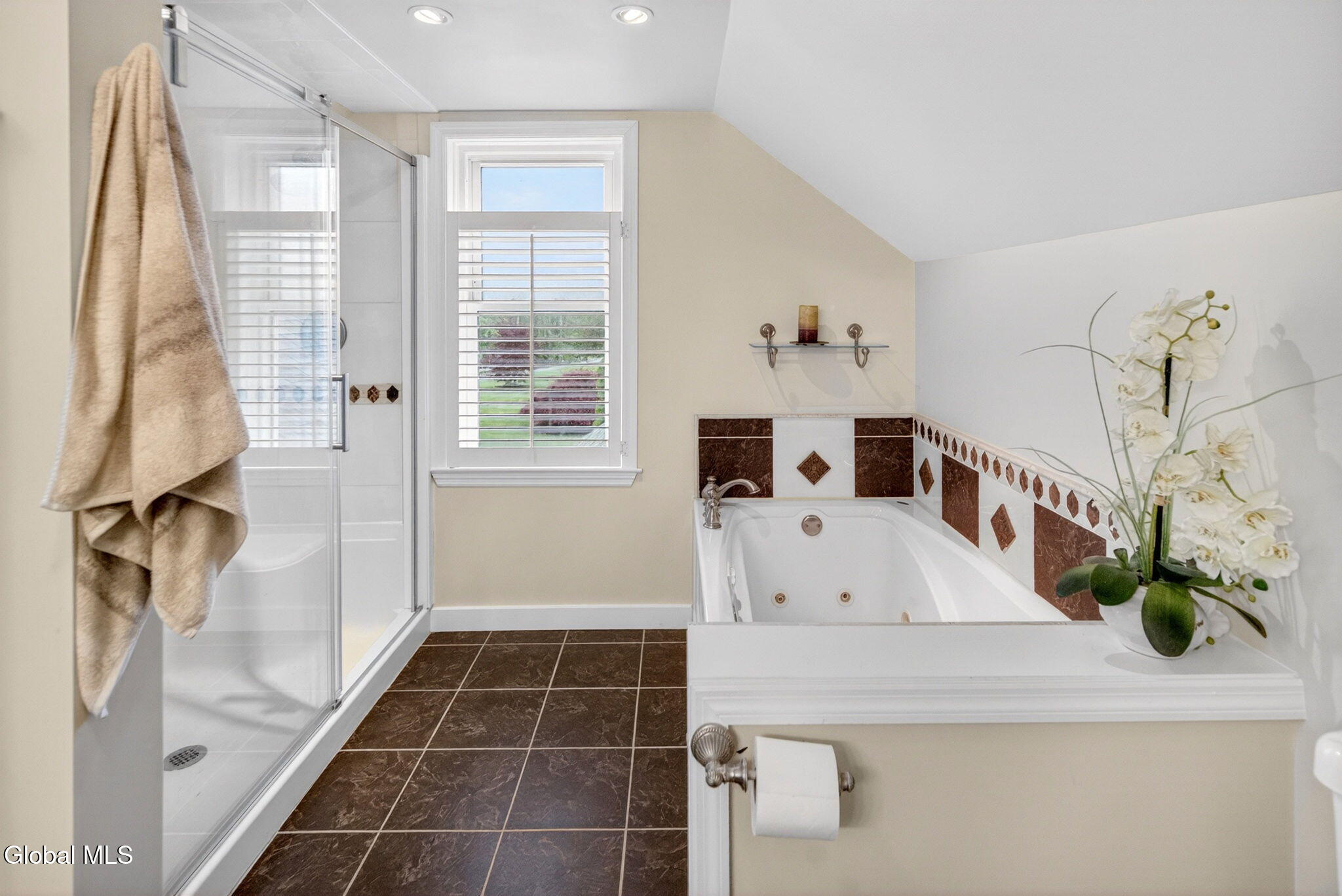 44 Mill Road Colonie, NY 12110 - Photo 21 of 31 Interior 17